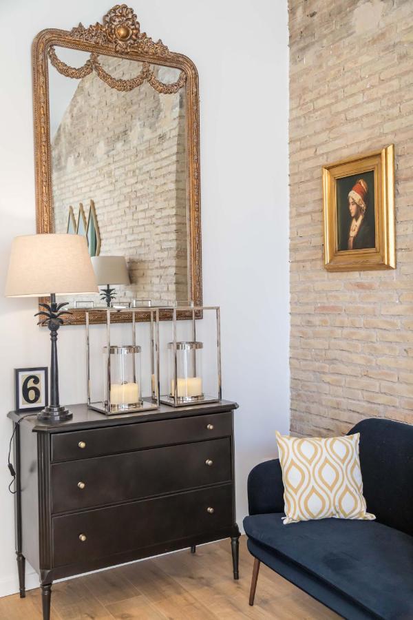 Maison Reina B&B Valencia Bagian luar foto