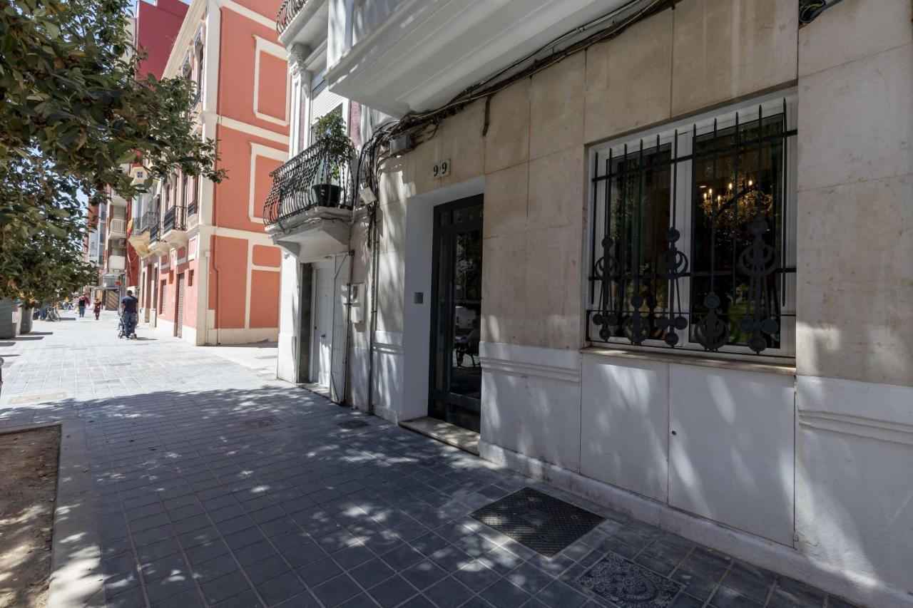 Maison Reina B&B Valencia Bagian luar foto