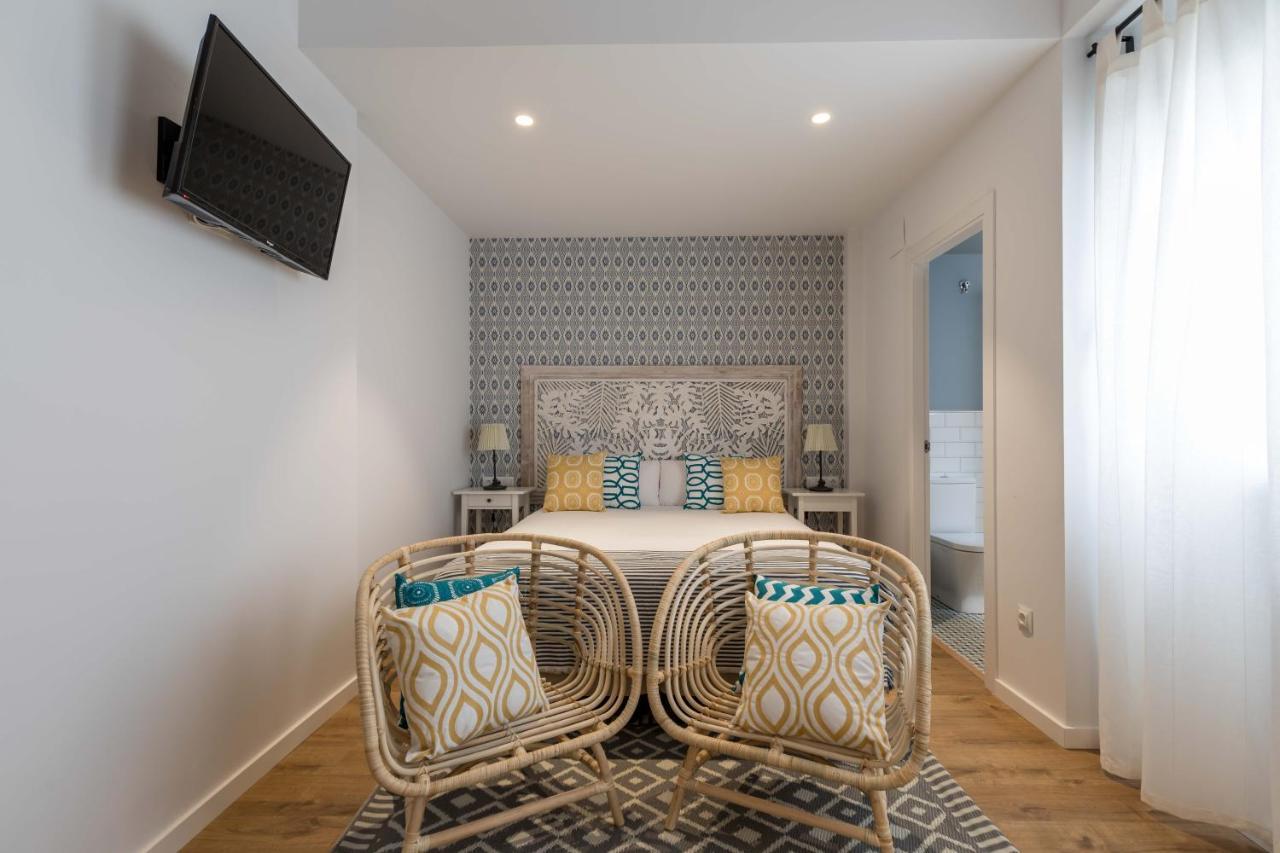 Maison Reina B&B Valencia Bagian luar foto