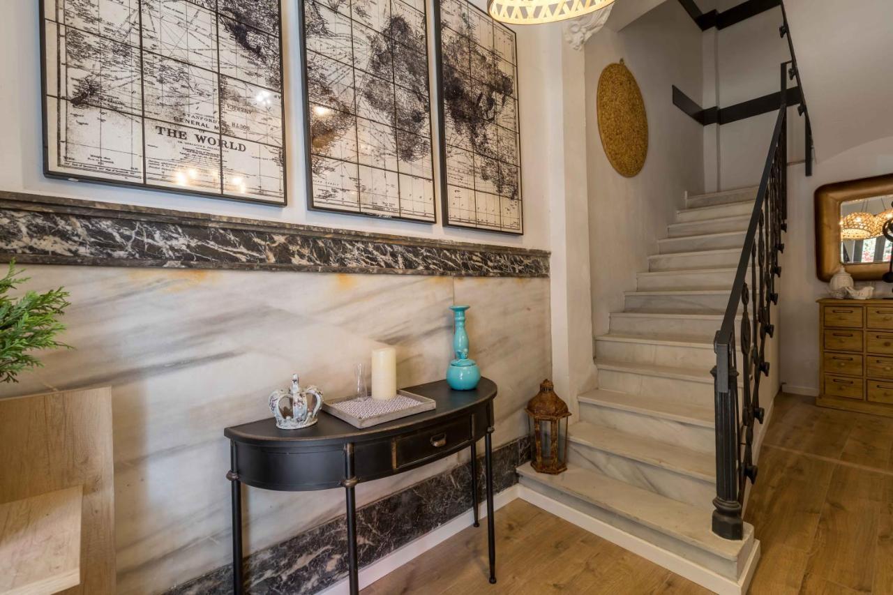 Maison Reina B&B Valencia Bagian luar foto