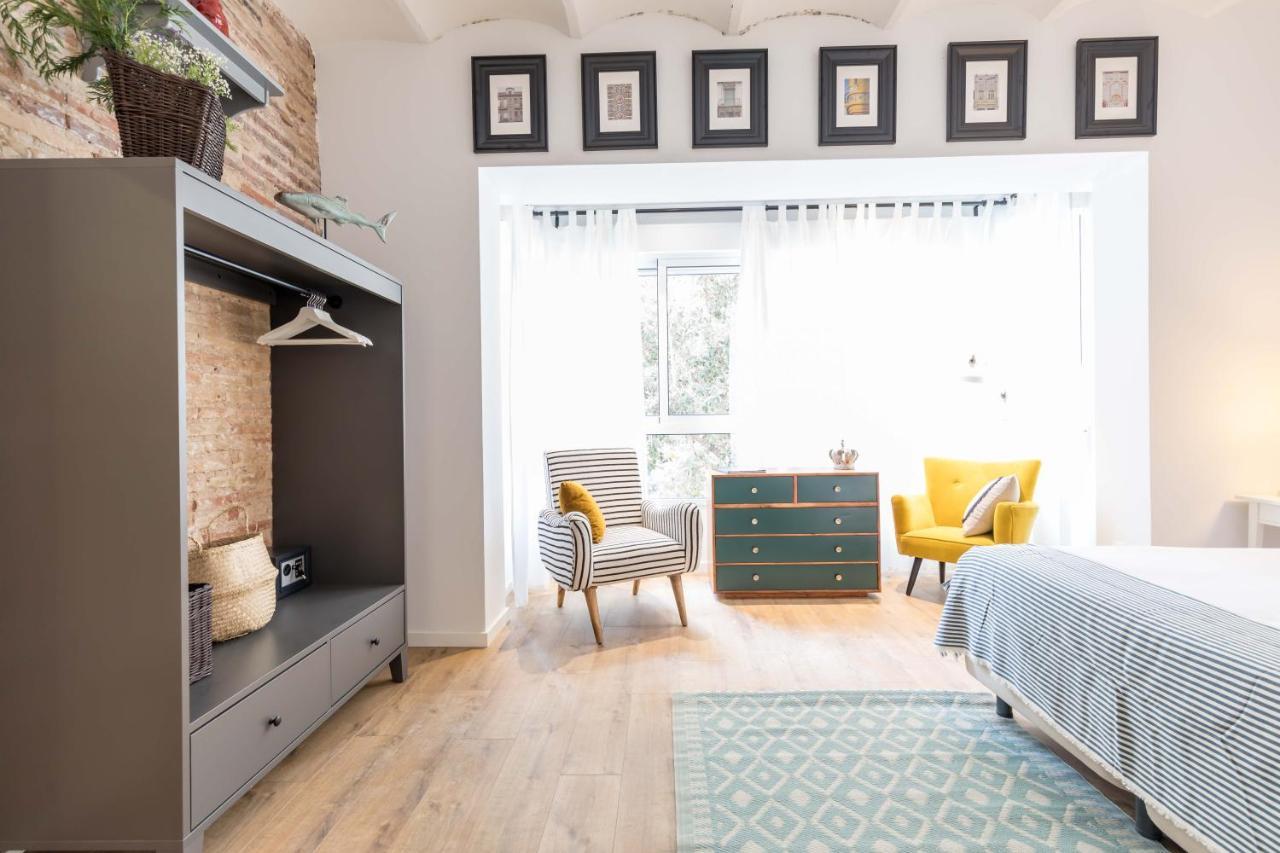 Maison Reina B&B Valencia Bagian luar foto
