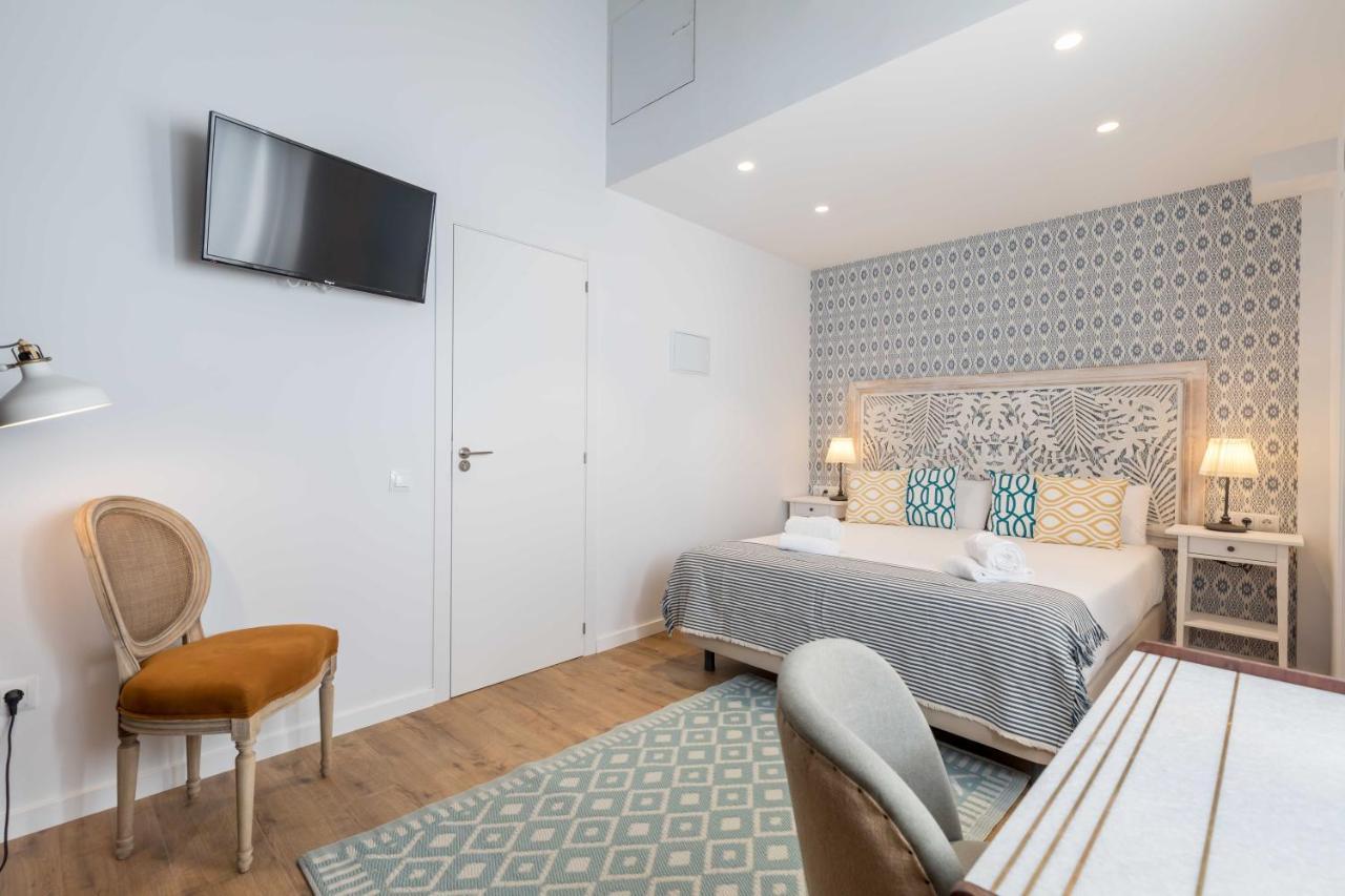 Maison Reina B&B Valencia Bagian luar foto
