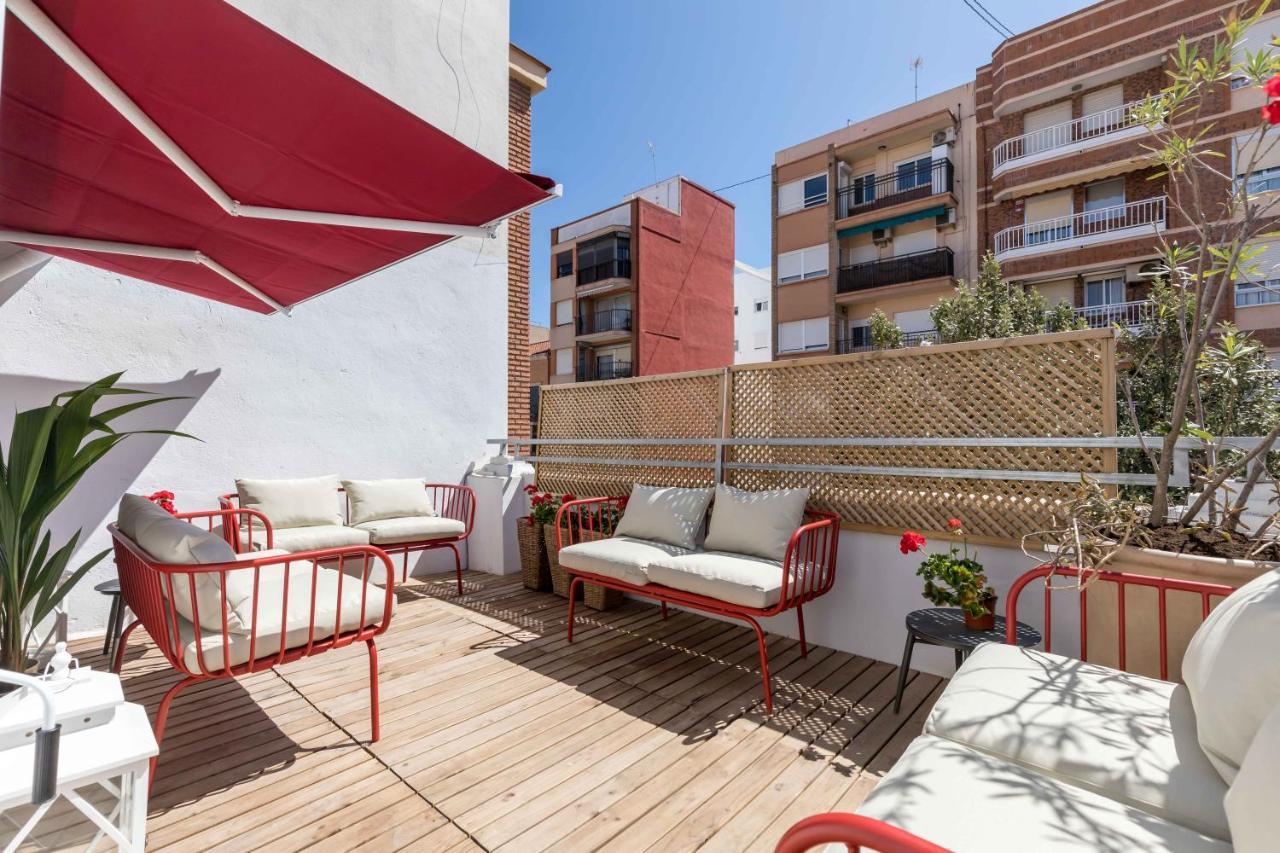 Maison Reina B&B Valencia Bagian luar foto