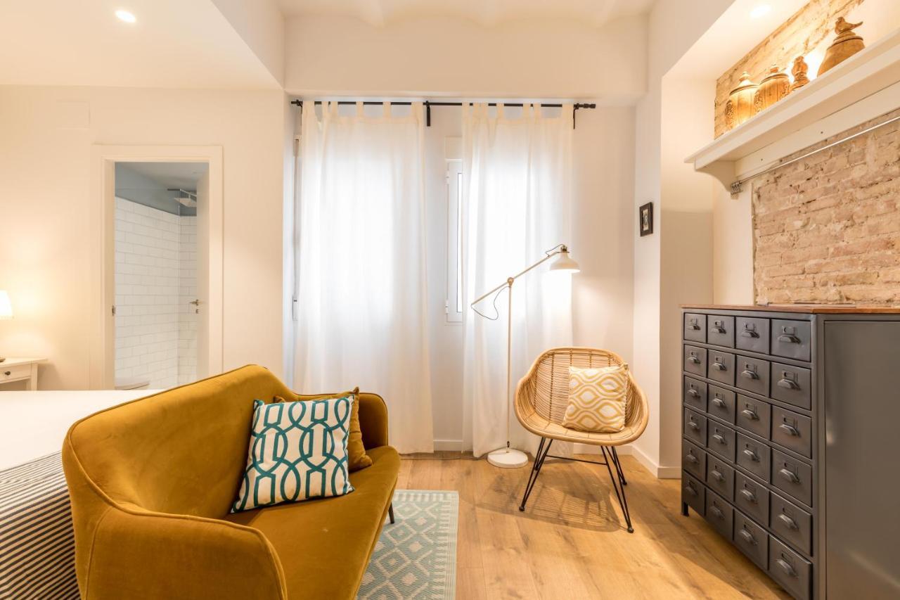 Maison Reina B&B Valencia Bagian luar foto